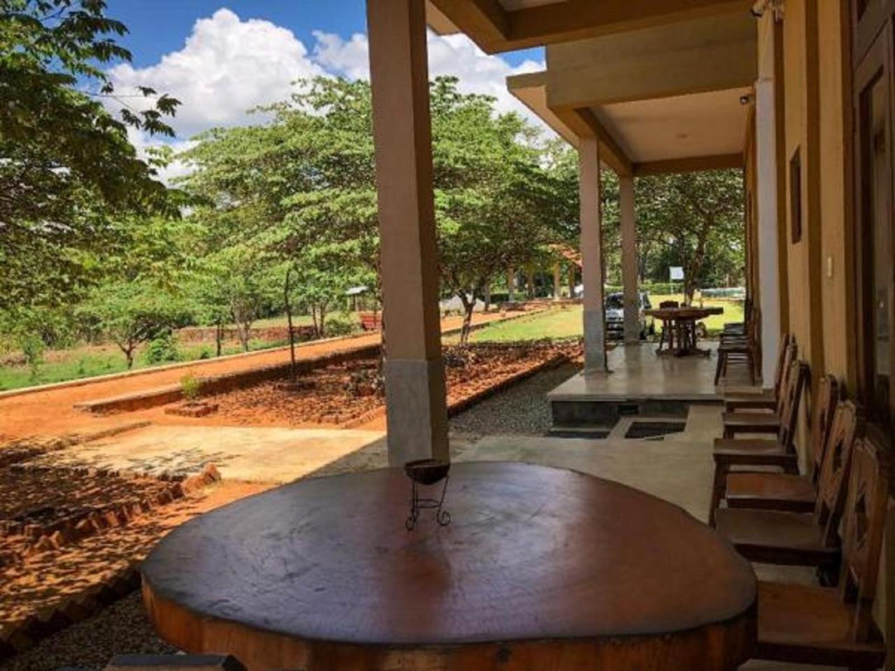 Castle Rock Sigiriya Hotel Kibissa Bagian luar foto